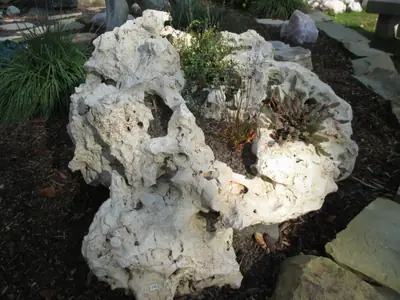 Findlinge von Fuchs Grabmalkunst