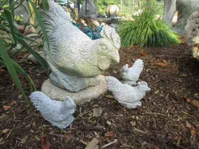 Garten-Deko aus Naturstein von Fuchs Grabmalkunst (Beispiel 1)