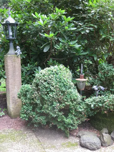 Garten-Deko aus Naturstein von Fuchs Grabmalkunst (Beispiel 6)
