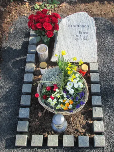 Grabmal für ein Urnengrab von Fuchs Grabmalkunst (Beispiel 4)